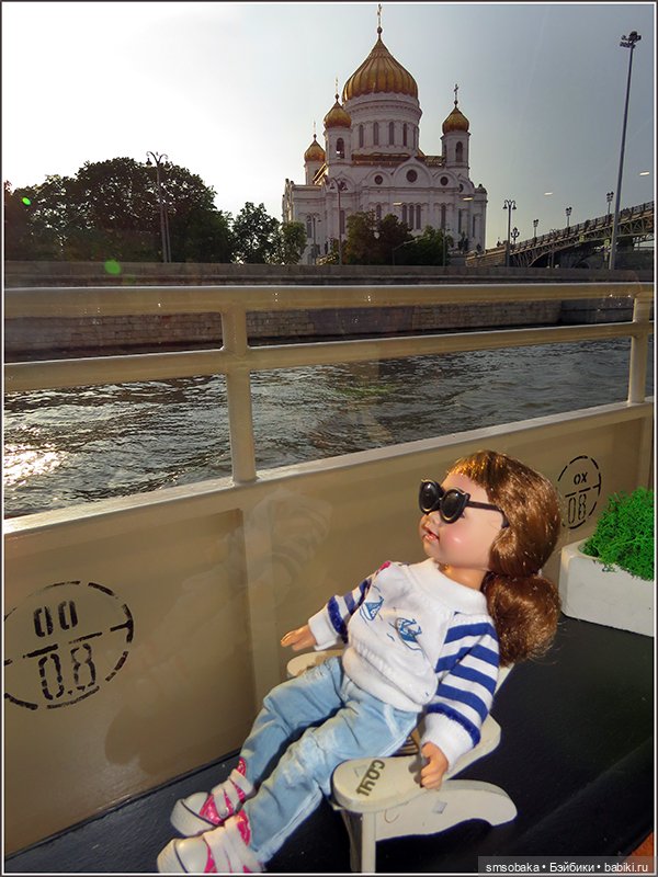 Гастрономический круиз по Москве на морской яхте “Palma де Сочи”