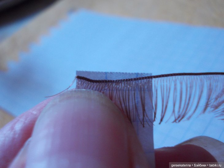 Как приклеить ресницы кукле (фото 5)