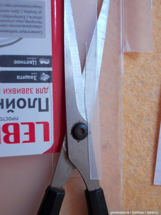 Как приклеить ресницы кукле