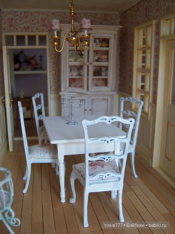 Кукольная миниатюра в масштабе 1:12