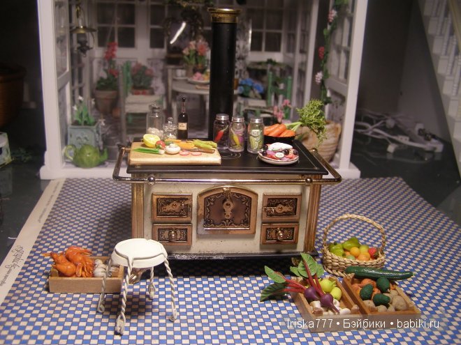 Кукольная миниатюра в масштабе 1:12