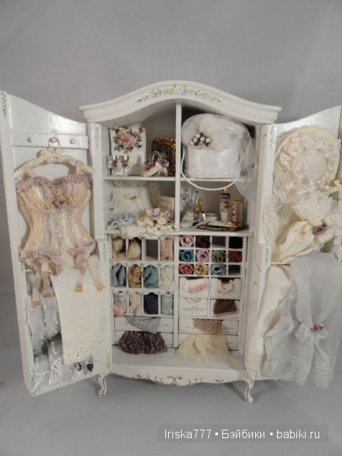 Кукольная миниатюра в масштабе 1:12