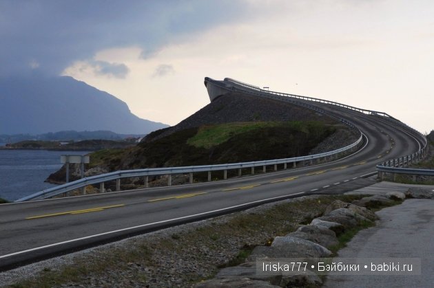 Ах, обмануть меня не трудно, я сам обманываться рад. Мир иллюзий
