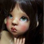 Первые фотографии Лайлы (Layla, Kaye Wiggs) с мейком от Caroline / Viridian House