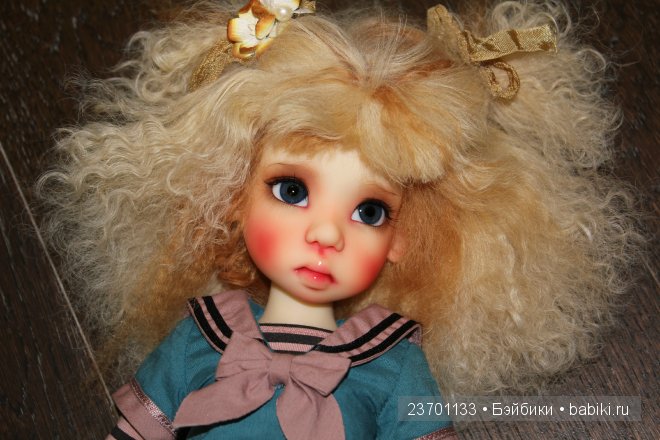 Нисса с мейком от Кэролайн