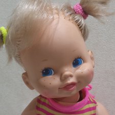 Веселая девочка на роликах от Mattel