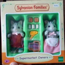 Продам набор Sylvanian Families "Владельцы супермаркета" серые котики Продам набор Sylvanian Families "Владельцы супермаркета" серые котики