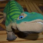 Любопытный динозаврик PLEO