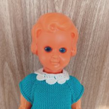 Кукла с рельефными волосами ,по моему Голандия