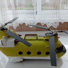 Вертолет для экшн фигурок