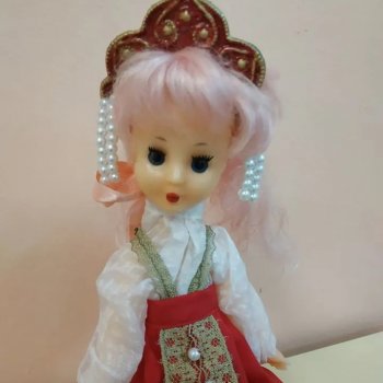 Ивановские золушки, Василиса в алом наряде