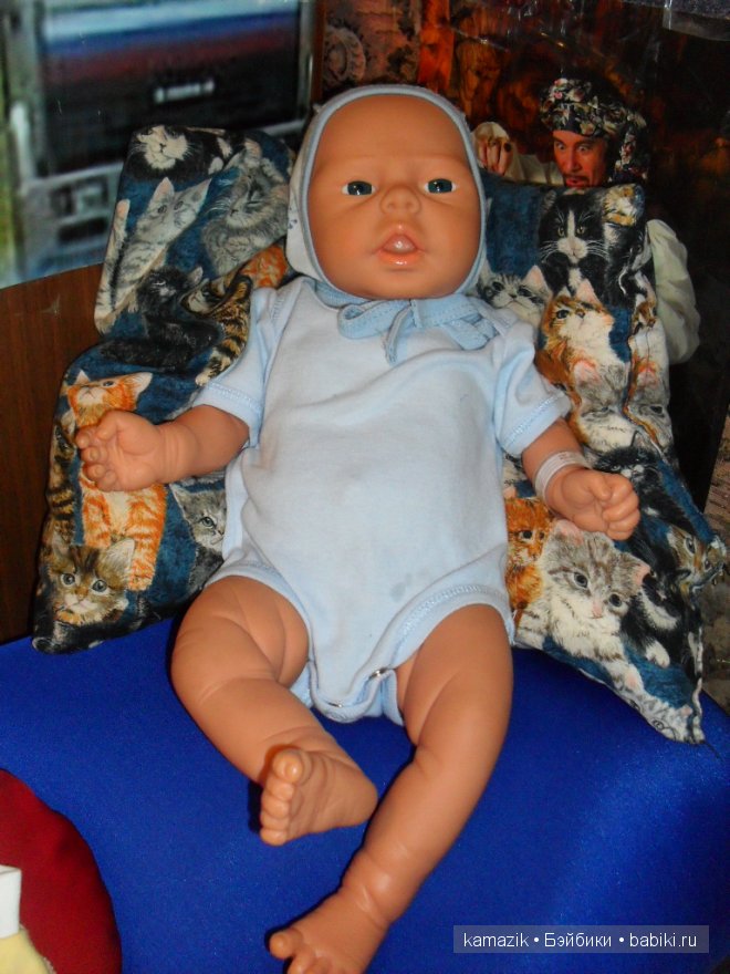 Мальчик маде ин шина, но когда то жил в США, а после долго любовался машинками у нашего форумчанина Александра.