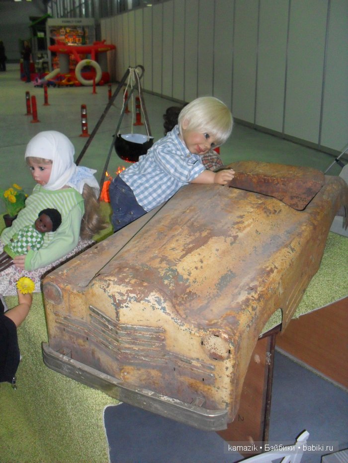 Сокольники. Олдтаймер - галерея старинных машин и моторы победы. И конечно куклы (фото 3)