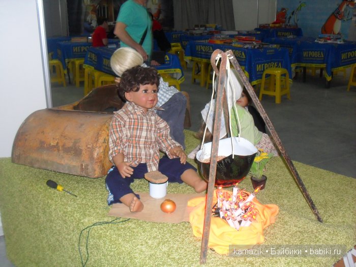 Сокольники. Олдтаймер - галерея старинных машин и моторы победы. И конечно куклы (фото 2)