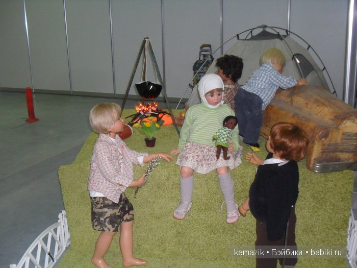 Сокольники. Олдтаймер - галерея старинных машин и моторы победы. И конечно куклы (фото 4)