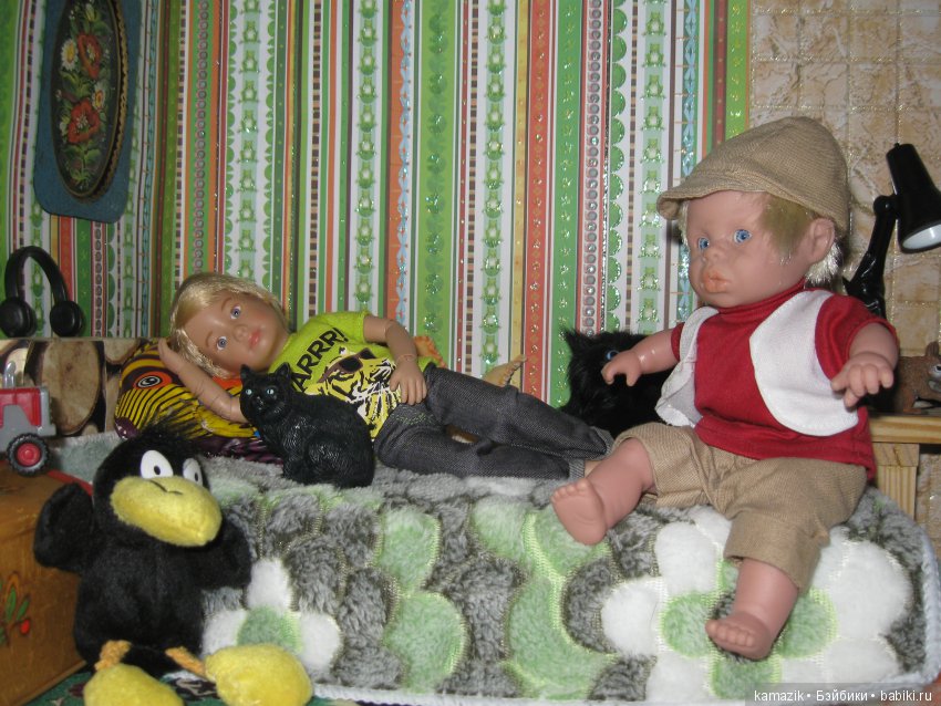 Мишкина комната и окружение