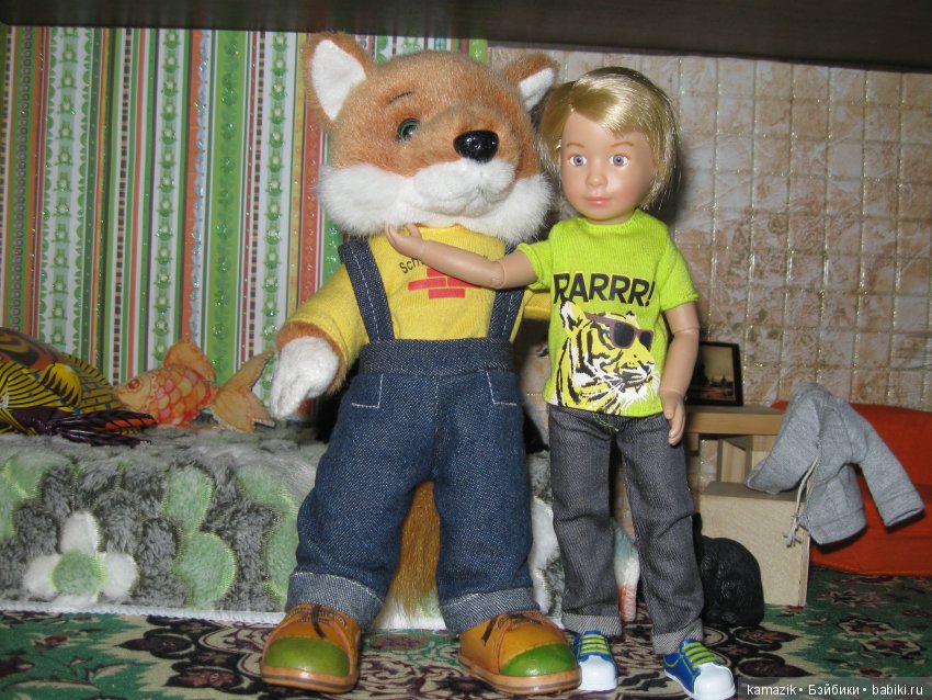 Мишкина комната и окружение