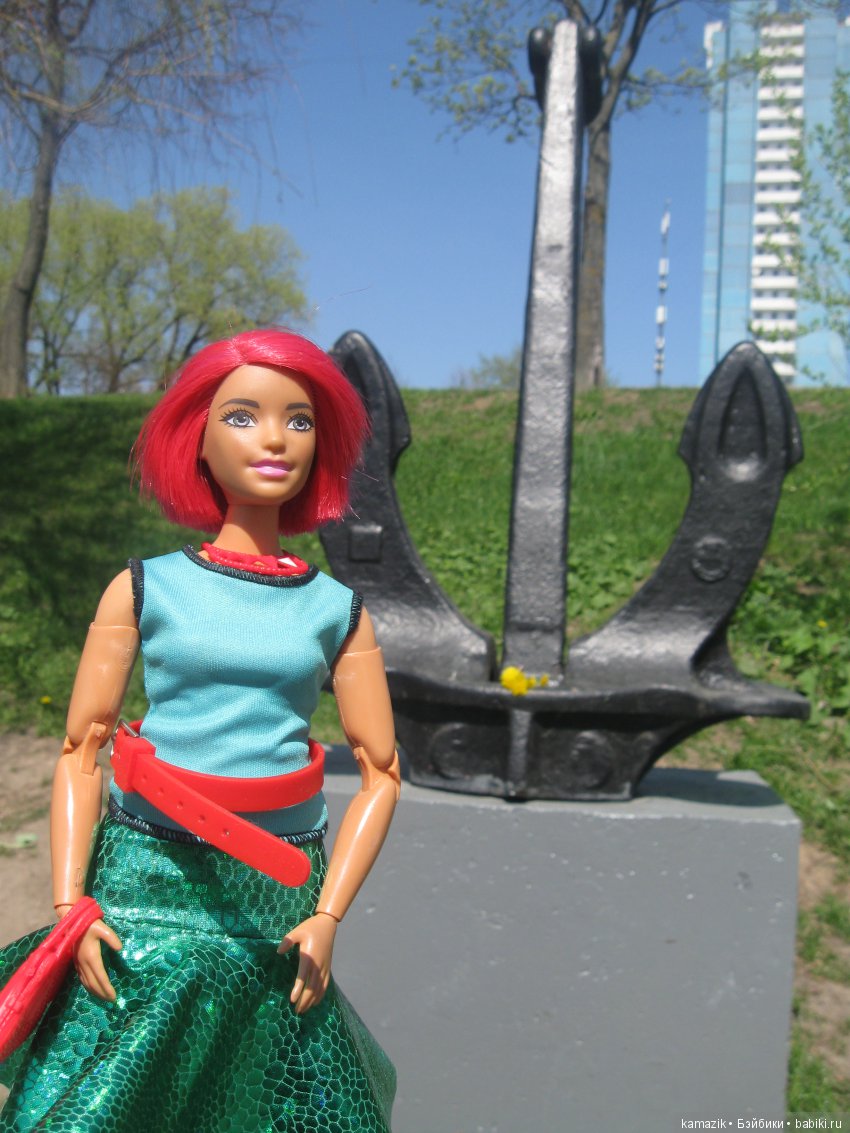 Район Камазовка. Мисс Ритка продолжает гулять