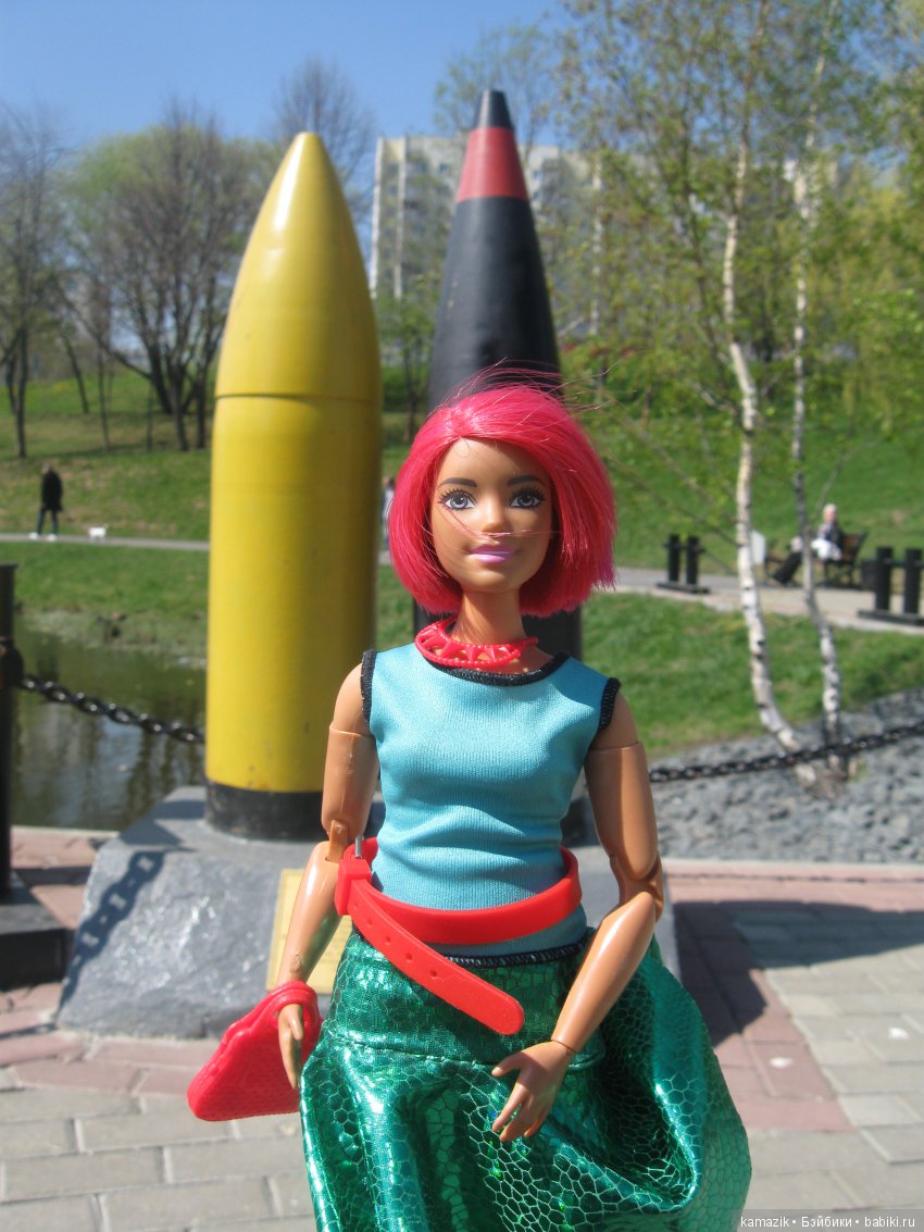 Район Камазовка. Мисс Ритка продолжает гулять (фото 10)