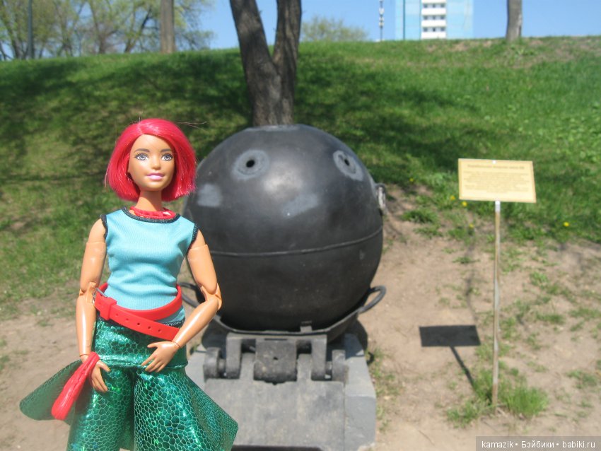 Район Камазовка. Мисс Ритка продолжает гулять