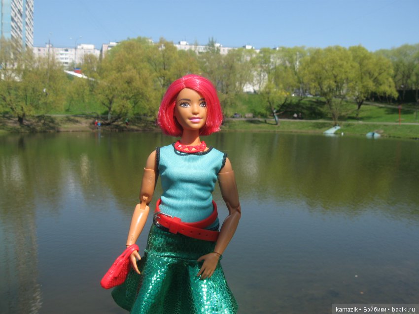 Район Камазовка. Мисс Ритка продолжает гулять (фото 7)