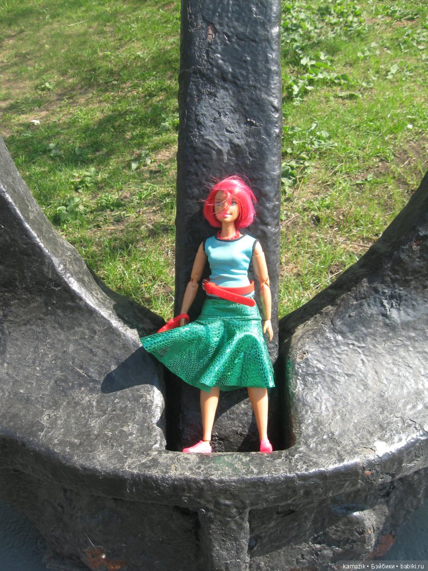 Район Камазовка. Мисс Ритка продолжает гулять