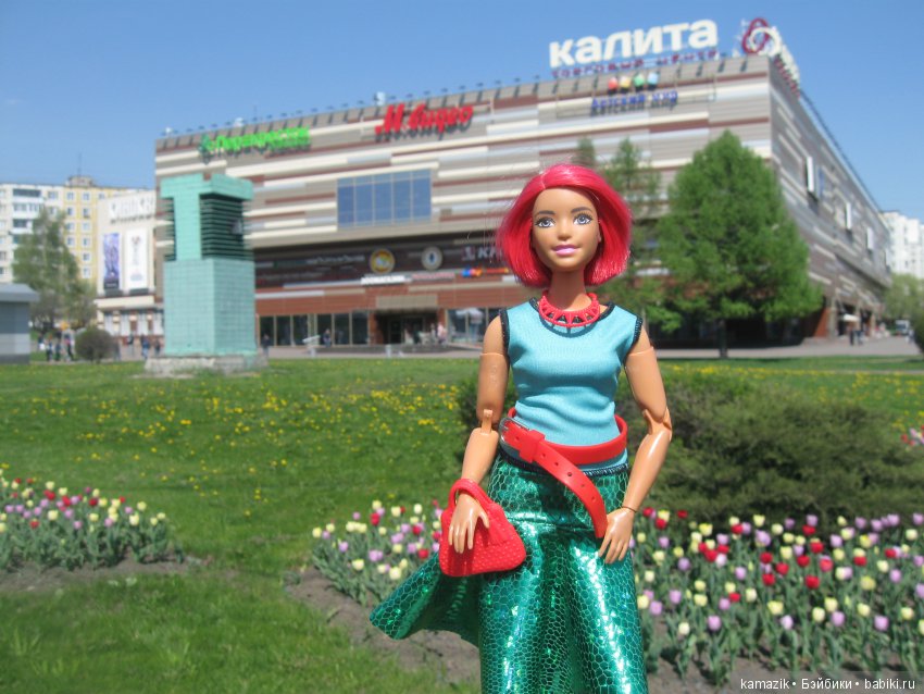 Район Камазовка. Мисс Ритка продолжает гулять (фото 3)