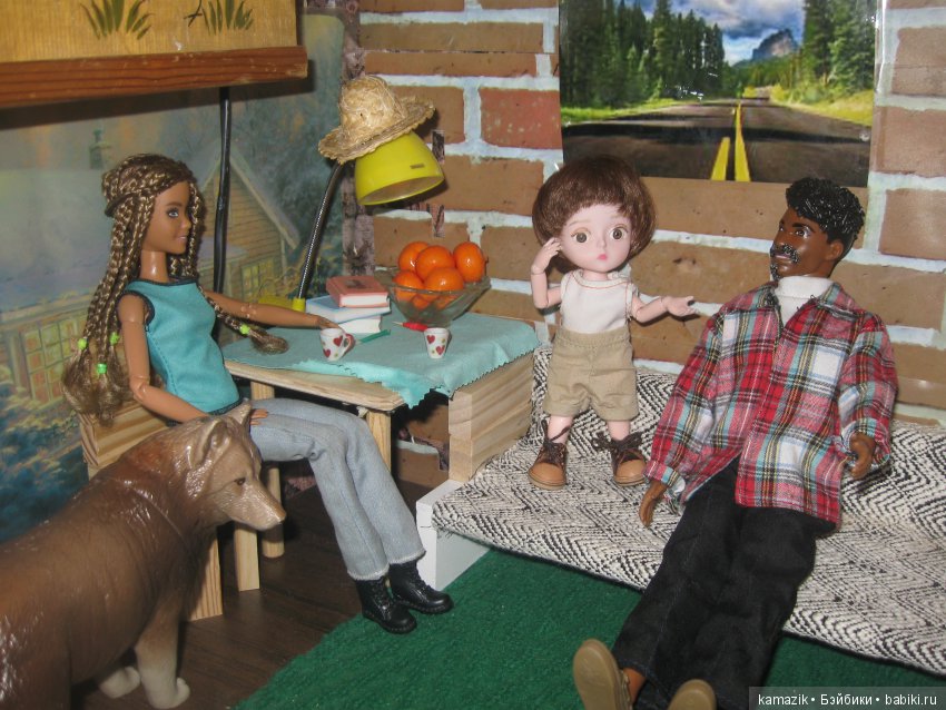 Район Камазовка. Пока Рита в студии, в гараже загадки