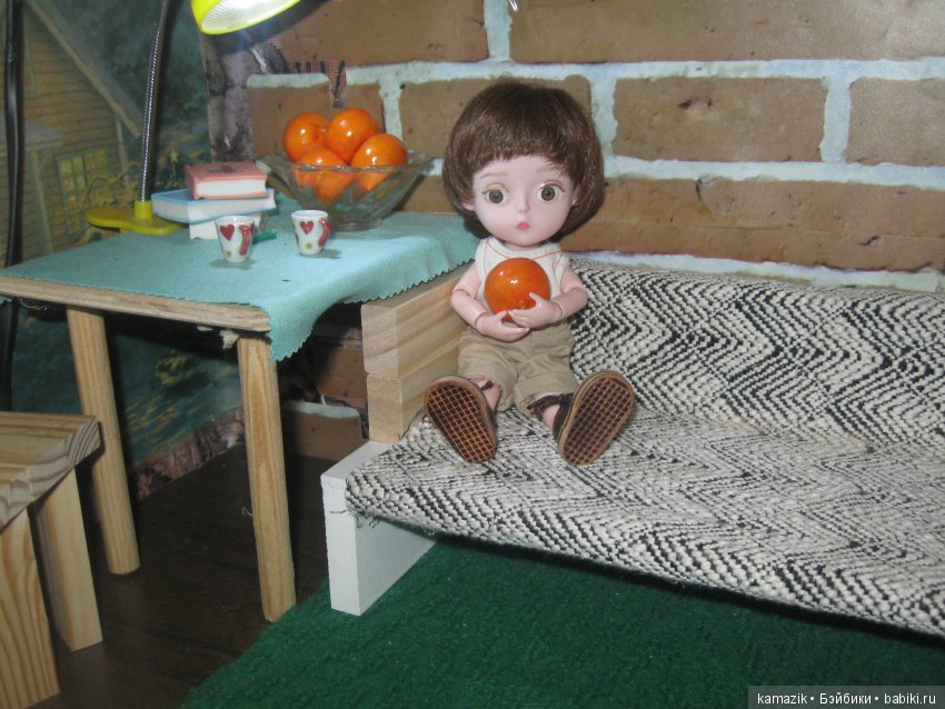 Район Камазовка. Пока Рита в студии, в гараже загадки (фото 6)