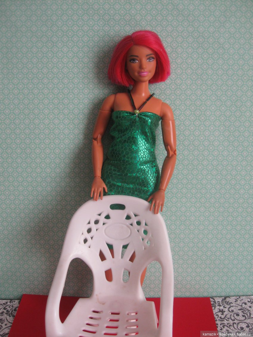 Район Камазовка. Мисс Бэйбики. Выбор платья для презентации Риты (фото 10)