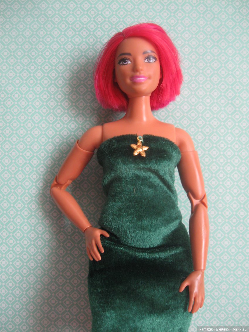 Район Камазовка. Мисс Бэйбики. Выбор платья для презентации Риты