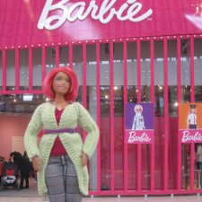 Доехала до домика Барби