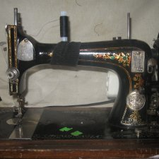 Она мне в прабабушки годится