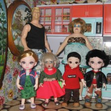 Район Камазовка. Покушать - это к Софочке