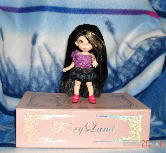 а тут я брюнетка