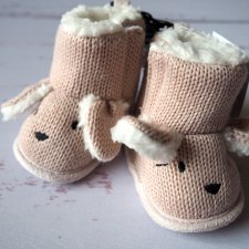 Обувка для малышей. Размер 0-3 мес, на ножку 8-10 см. Обувка для малышей. Размер 0-3 мес, на ножку 8-10 см.