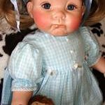 Фарфоровая помпушечка - куколка реплика  "Winnie" от Cindy Marschner Rolfe