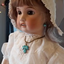 Красавица француженка A l & Cie Limoges Красавица француженка A l & Cie Limoges