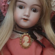 Sale!!! Милашка от Max Handwerck 283/265 в антикварной одежде.