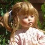 Егоза, покорившая с первого взгляда. Фарфоровая куклаPretty Pleas от Donna Rubert