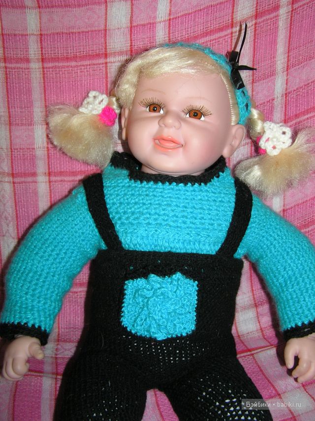 Симпатичная малышка Emily и её нарядики (фото 3)