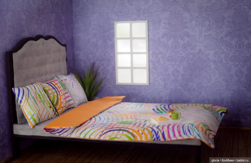 Кровать для формата 1/6 — Мебель для кукол и домиков: фото