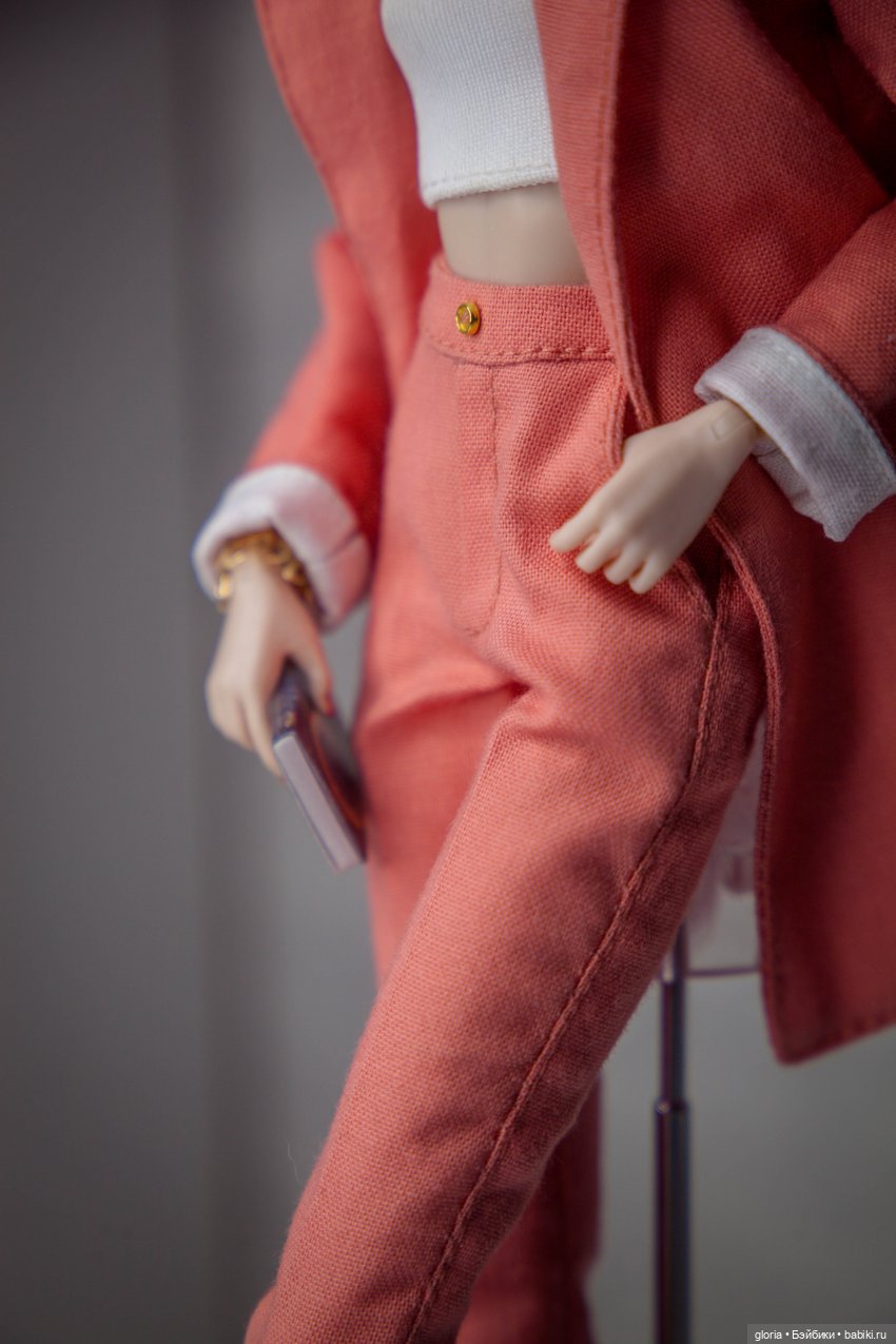 Астрид "Морковка" Мэйфилд (фото 5)