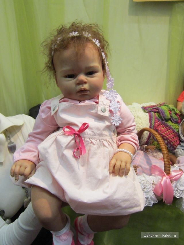 Автор этой лапуськи Антонова Ирина