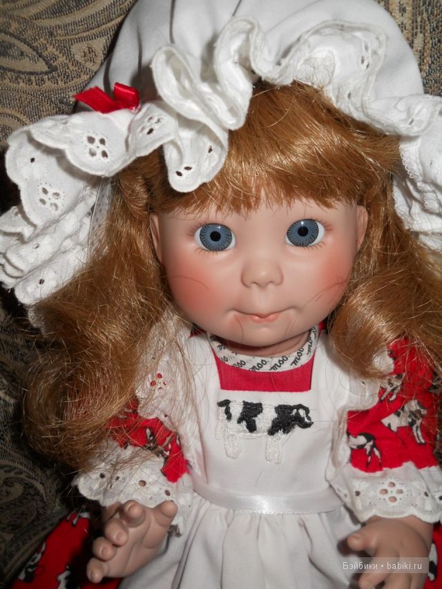 полли в наряде