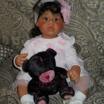 Игрушки для любимых кукол Lee Middleton