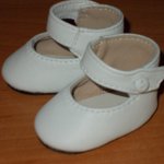 Новые туфельки для Шейлы -фарфоровой коллекционной куклы Линды Стил