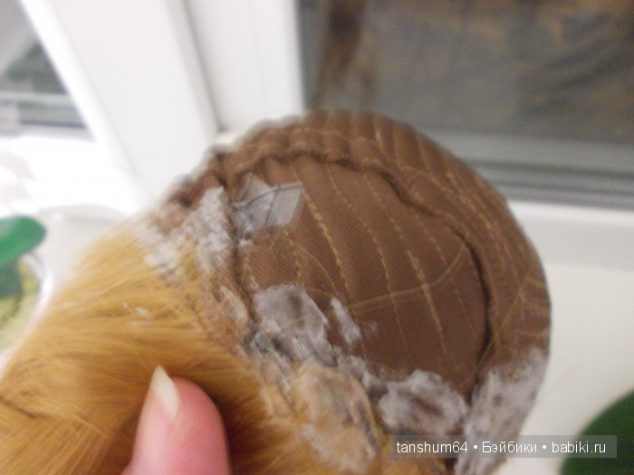 Как очистить от клея паричок кукле Heidi Plusczok? (нужна помощь) (фото 7)