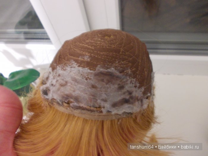 Как очистить от клея паричок кукле Heidi Plusczok? (нужна помощь) (фото 6)