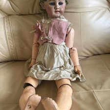 Кто она? Или как впервые меня "зацепила" антикварная кукла